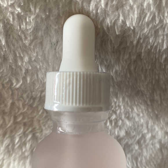 Clarity RX shimmering facial oil - Picture 4 of 4